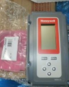 CONTROL SYSTEM,4 STAGE ELECTRONIC HONEYWELL  WITH 2 SENSORS